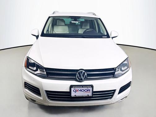 2011 Volkswagen Touareg TDI Sport