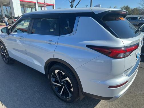 2024 Mitsubishi Outlander SE 2.5 2WD