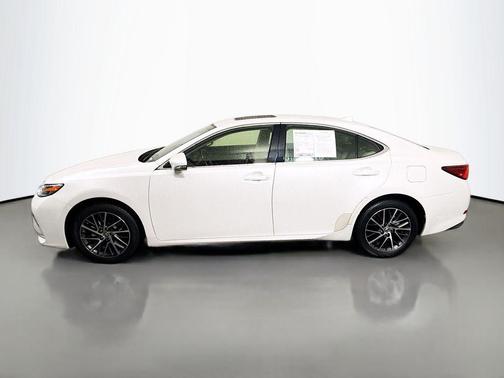 2016 Lexus ES 350 Base