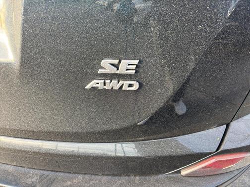 2018 Toyota RAV4 SE