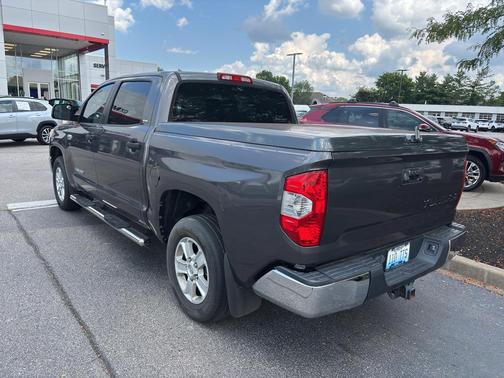 2015 Toyota Tundra SR5