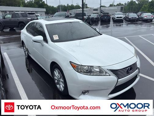Starfire Pearl 2013 Lexus ES 300h Base