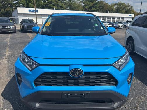 2021 Toyota RAV4 XLE