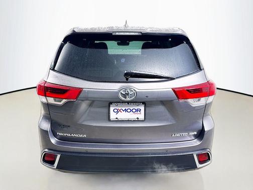 2019 Toyota Highlander Limited Platinum