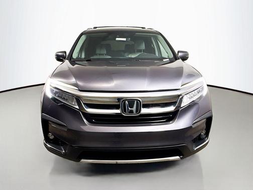 2022 Honda Pilot Touring 8-Passenger