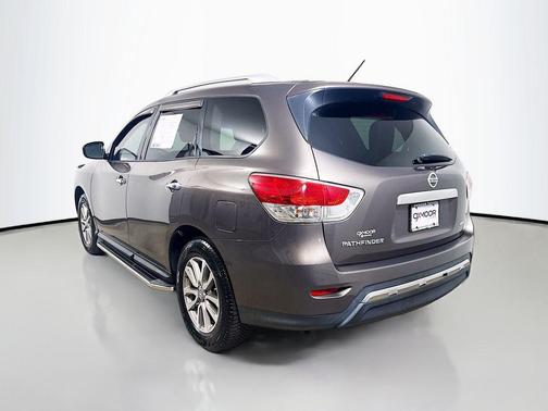 2016 Nissan Pathfinder S