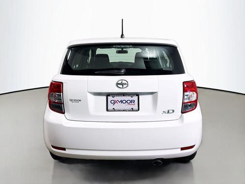 2010 Scion xD Base