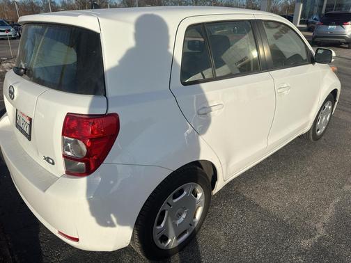 2010 Scion xD Base