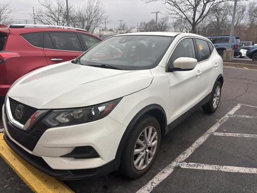 2022 Nissan Rogue Sport S
