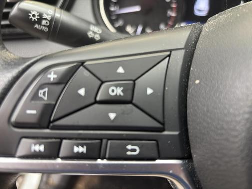 2022 Nissan Rogue Sport S