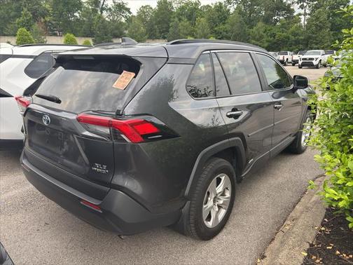 2020 Toyota RAV4 Hybrid XLE