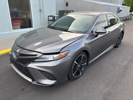 Predawn Gray Mica 2020 Toyota Camry XSE