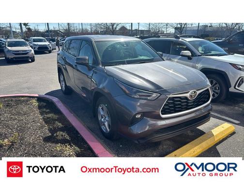 2022 Toyota Highlander LE
