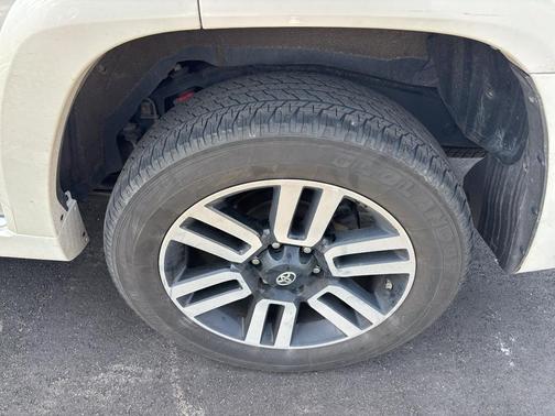 Blizzard Pearl 2021 Toyota 4Runner Limited