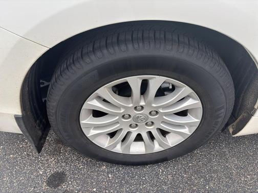 2017 Toyota Sienna XLE Premium