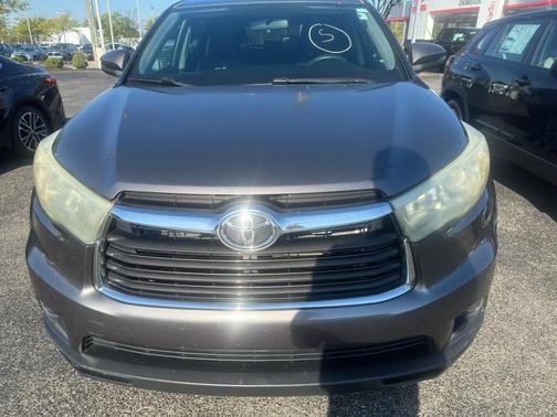 2015 Toyota Highlander LE