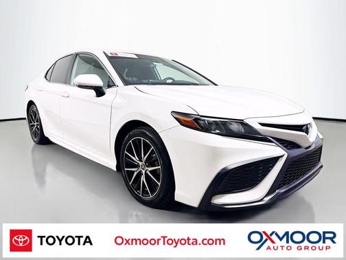 Ice Cap 2023 Toyota Camry SE