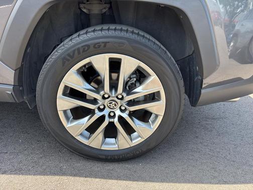 Magnetic Gray Metallic 2020 Toyota RAV4 XLE Premium