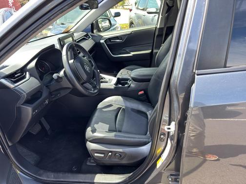 Magnetic Gray Metallic 2020 Toyota RAV4 XLE Premium