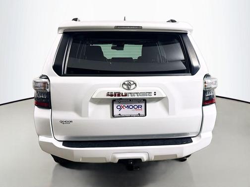 Ice Cap 2023 Toyota 4Runner SR5 Premium