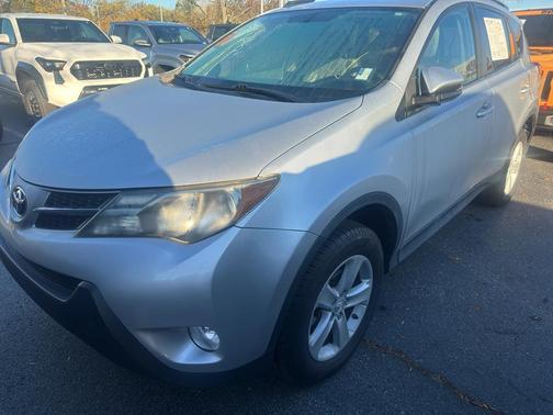 2013 Toyota RAV4 XLE
