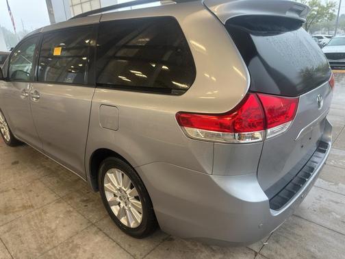 2012 Toyota Sienna Limited