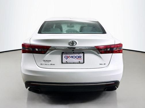 2016 Toyota Avalon XLE Plus