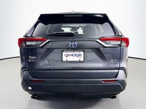 2021 Toyota RAV4 Hybrid XLE Premium