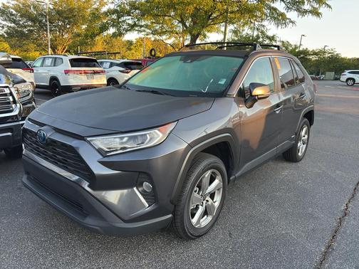 2021 Toyota RAV4 Hybrid XLE Premium