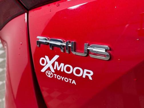 2021 Toyota Prius LE