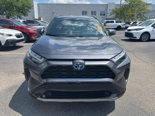 2024 Toyota RAV4 Hybrid SE