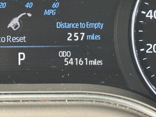 2022 Toyota Avalon Hybrid XLE