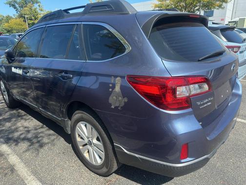 2017 Subaru Outback 2.5i