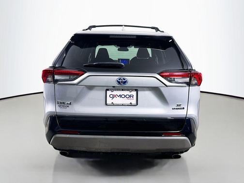 2024 Toyota RAV4 Hybrid SE