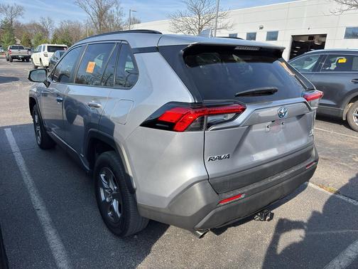 Silver Sky Metallic 2022 Toyota RAV4 Hybrid XLE
