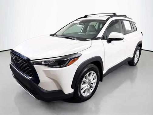 2023 Toyota Corolla Cross LE