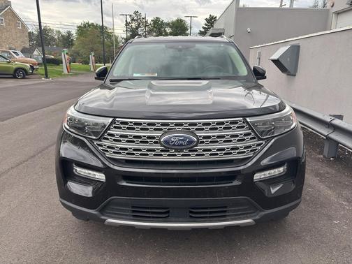 Agate Black Metallic 2022 Ford Explorer Limited