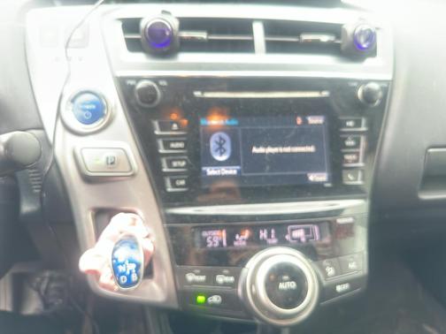 2016 Toyota Prius v Two