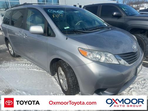 2012 Toyota Sienna LE