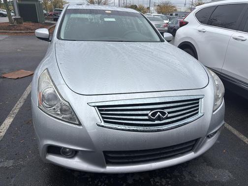 2013 INFINITI G37x Base