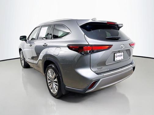 Heavy Metal 2026 Toyota Highlander Hybrid Platinum