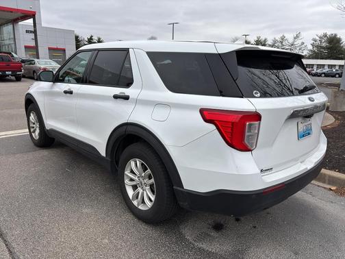 2020 Ford Explorer Base