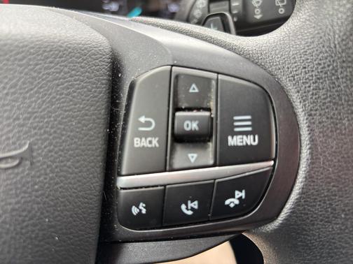 2020 Ford Explorer Base