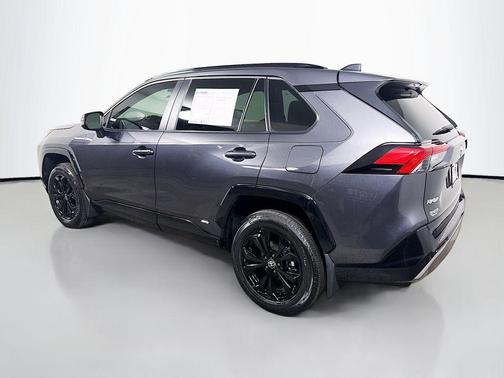 2024 Toyota RAV4 Hybrid SE