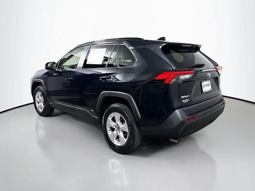 2020 Toyota RAV4 Hybrid LE