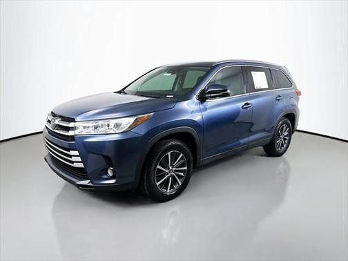 2017 Toyota Highlander XLE