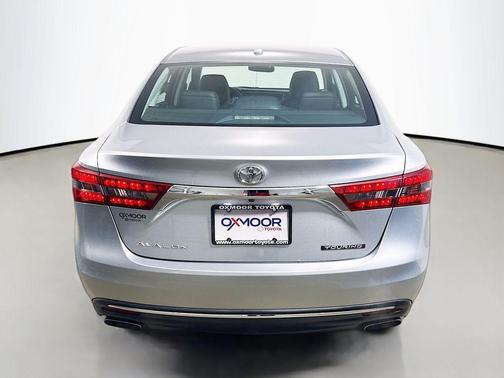 2017 Toyota Avalon Touring