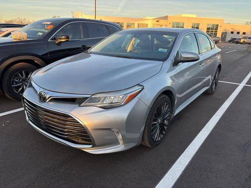 2017 Toyota Avalon Touring