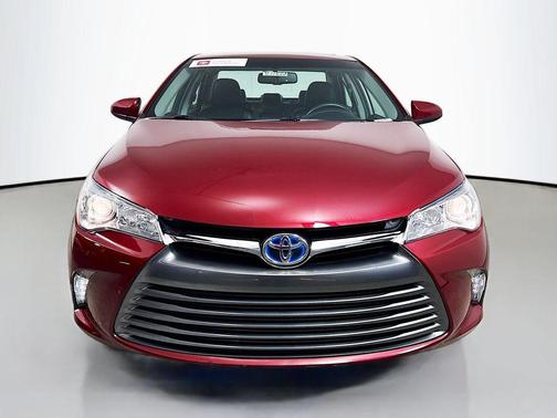 2016 Toyota Camry Hybrid XLE