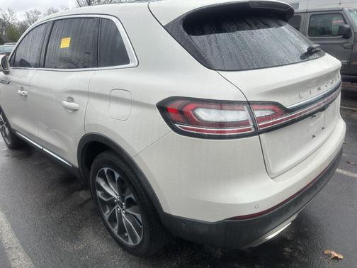 2021 Lincoln Nautilus Reserve